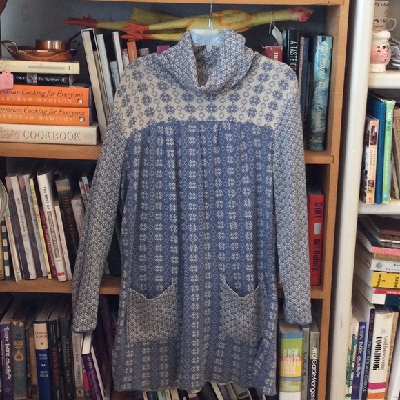 Blue and Cream April Cornell Sweater - Picture 1 of 3